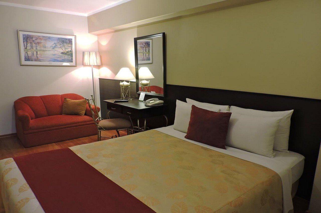 Leon De Oro Inn & Suites Лима Экстерьер фото