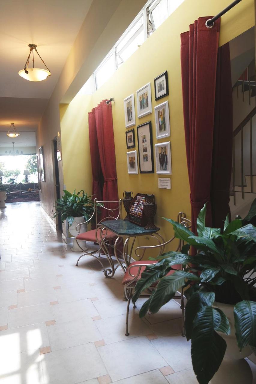 Leon De Oro Inn & Suites Лима Экстерьер фото